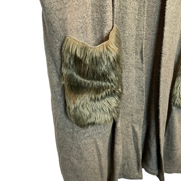 Fantastic Fawn Open Front Olive Green Cardigan Small - Picture 3 of 6